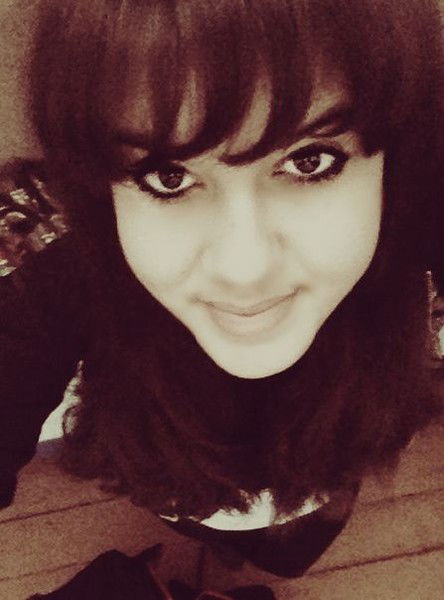 Юля Безрукая