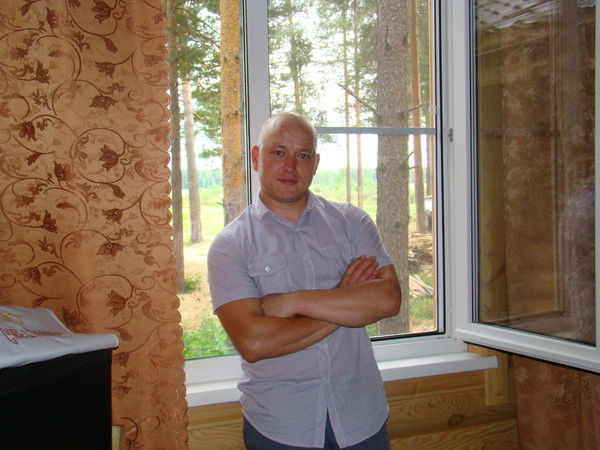 Игорь Хозяинов