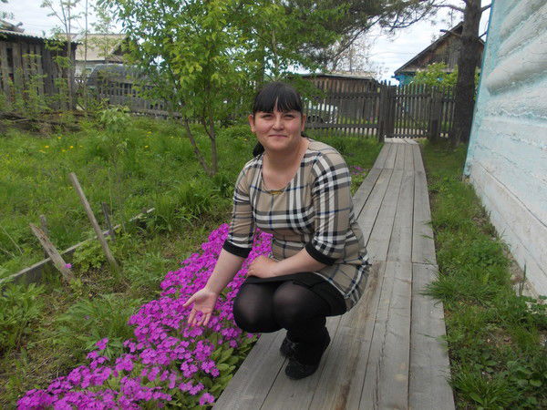 Алёна Попова