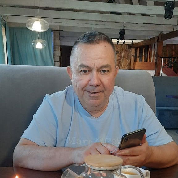 Роберт Ташкалов