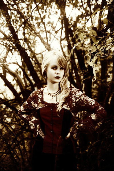 Дара Ларина