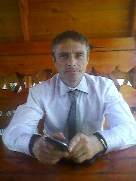 Александр Олейник