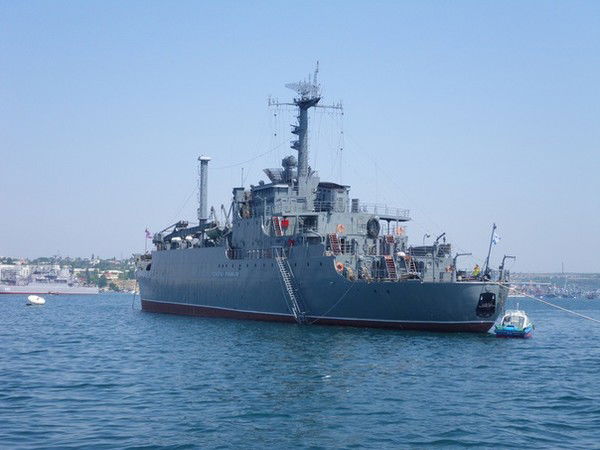 Анатолий Харлов