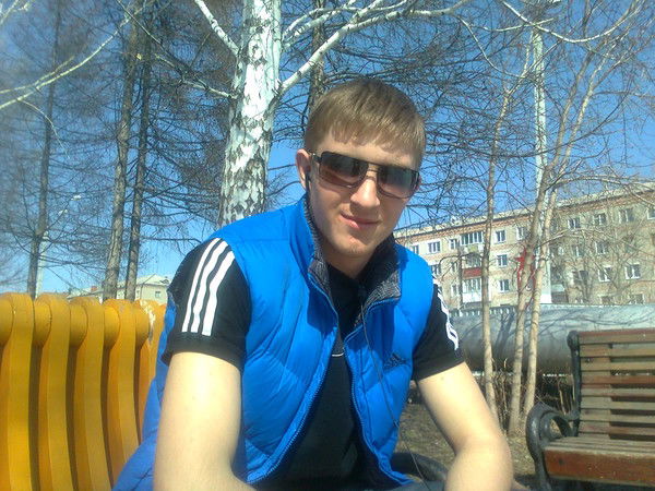 Гена Потигов