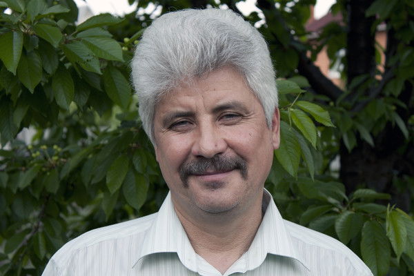 Николай Чернобай