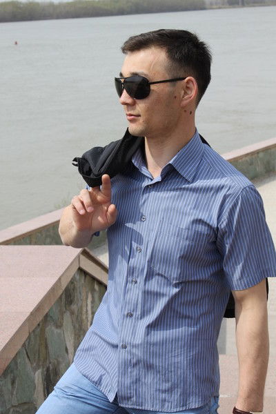 Азамат Нурмуханов