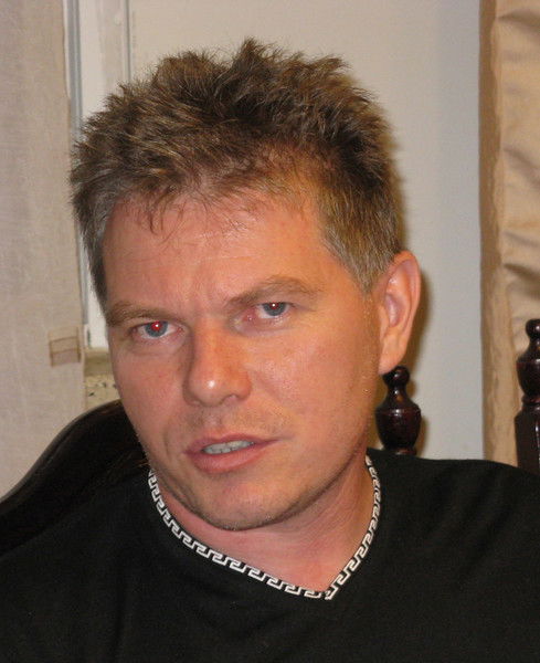 Юрий Суетин