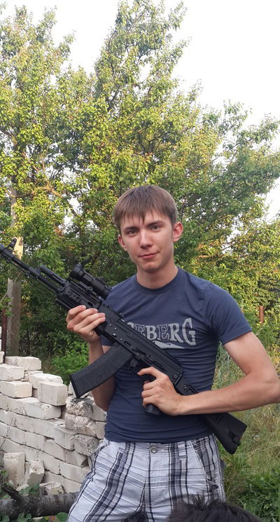 Олег Манаков