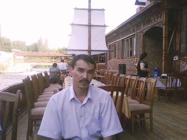 Азизбек Кенжебеков