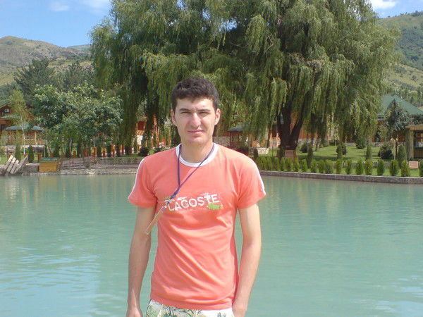 Неизвестно Неизвестно