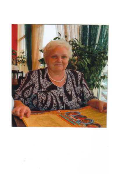 Лариса Максакова