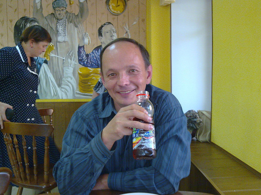 Юрий Семёнов