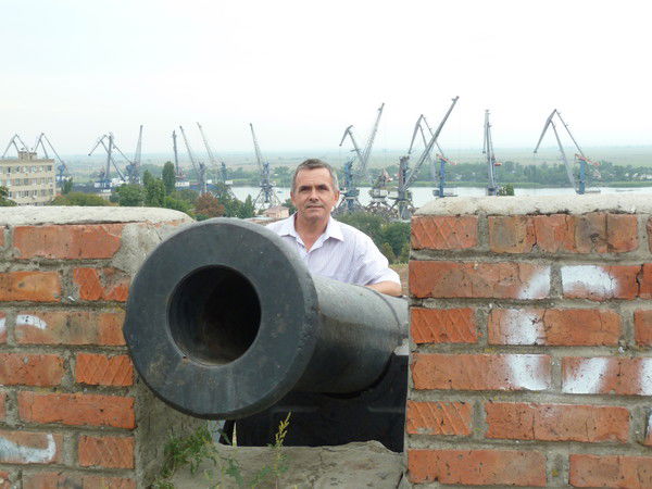 Александр Коваленко