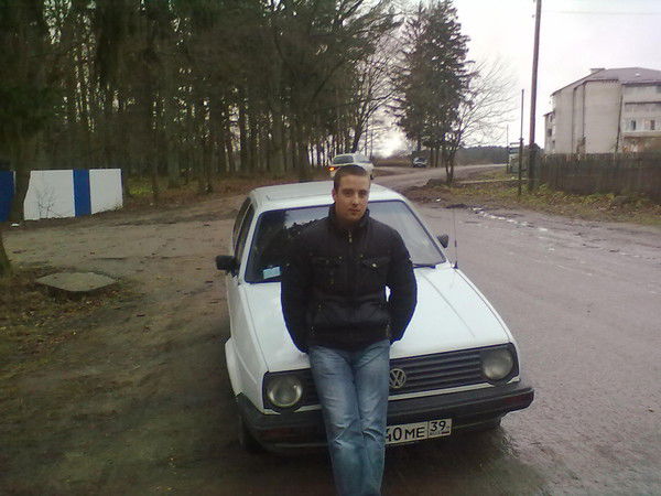 Александр Белов