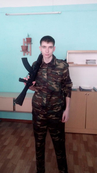 Павел Николаев