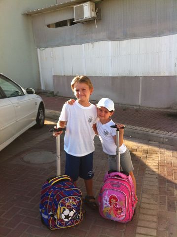 Неизвестно Неизвестно