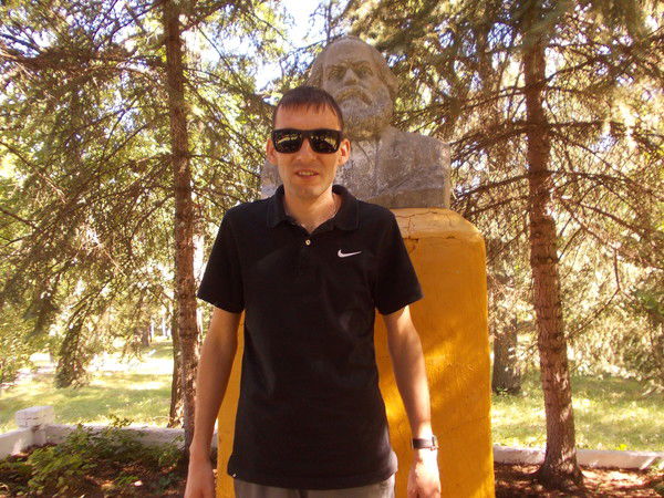 Александр Кутявин