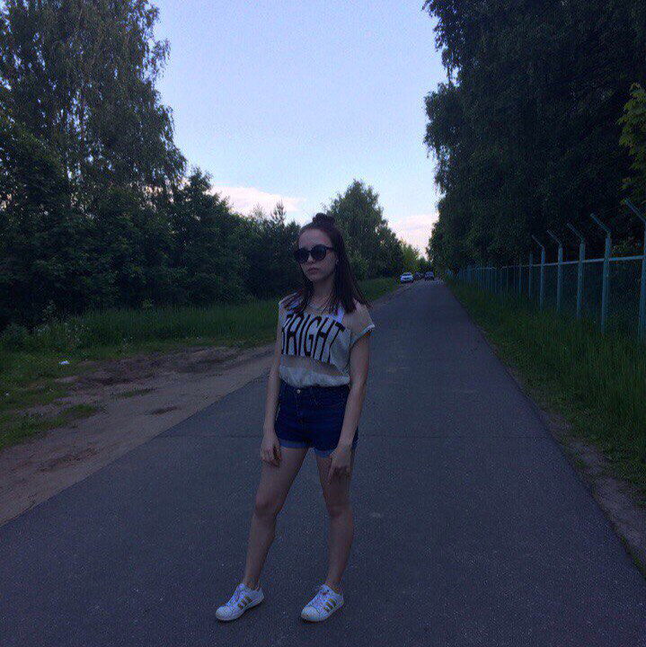 Оля Мартынова