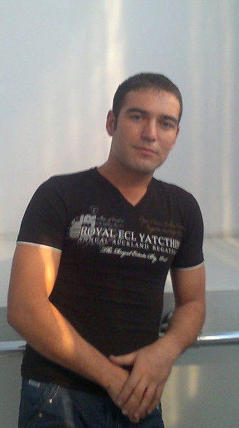 Андрей Комаров