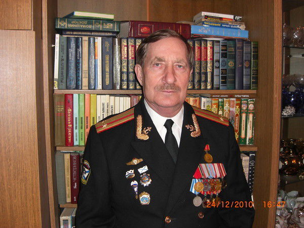 Виктор Чуманов