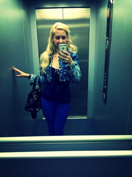 Кристиночка )))))