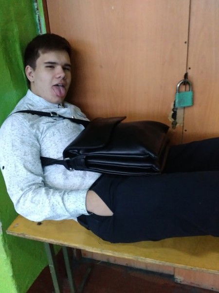 Влад Иванов