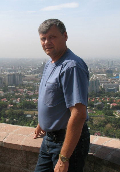 Владимир Кондратов