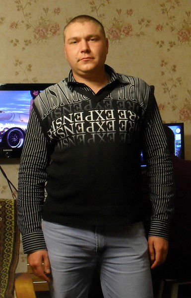 Александр Стрельников