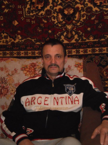 Анатолий Волков