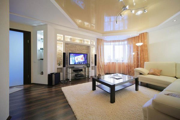 Елена Коновалова