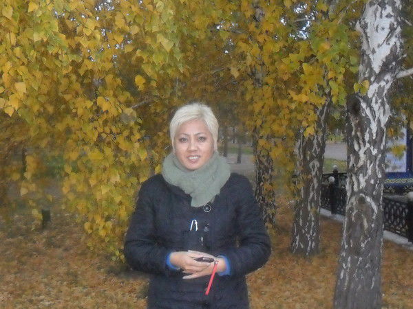 Лаура Аханова