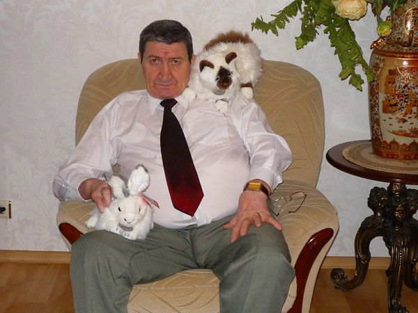 Александр Волобуев