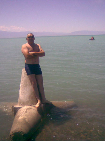 Аян Маманов