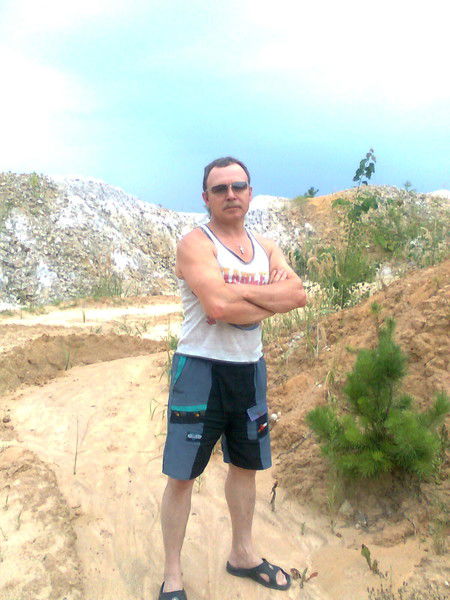 Виктор Глазунов