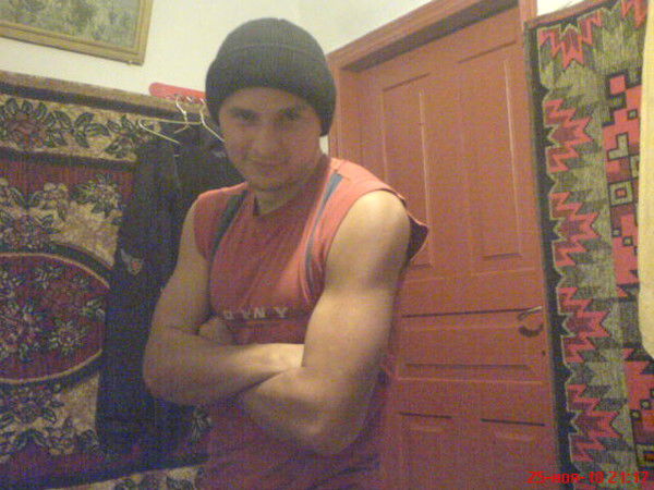 Николай Гарник