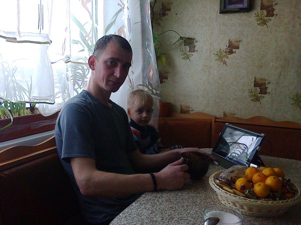 Александр Комаров