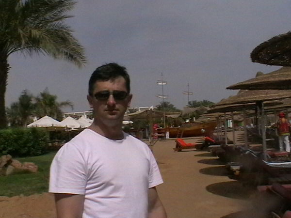 Александр Ханиев