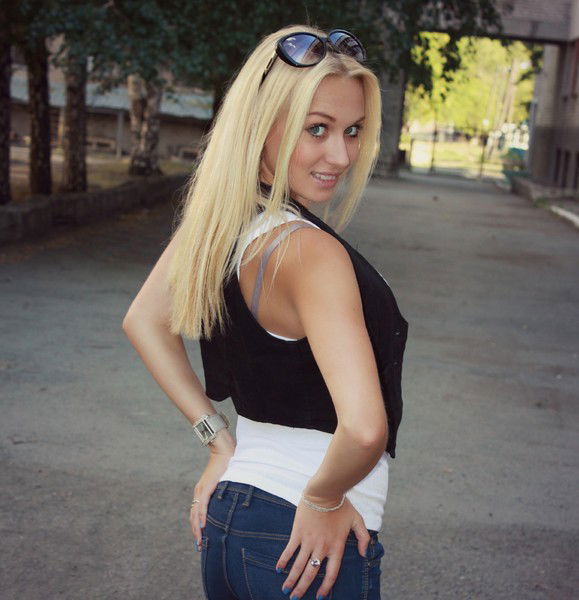 Настёна Белинская