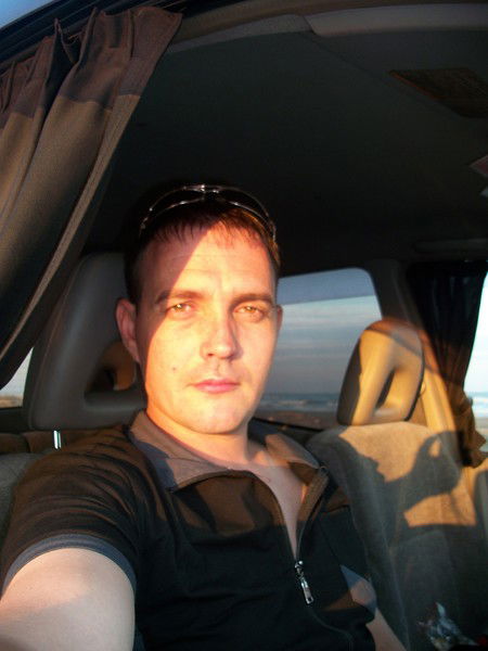 Денис Доронин