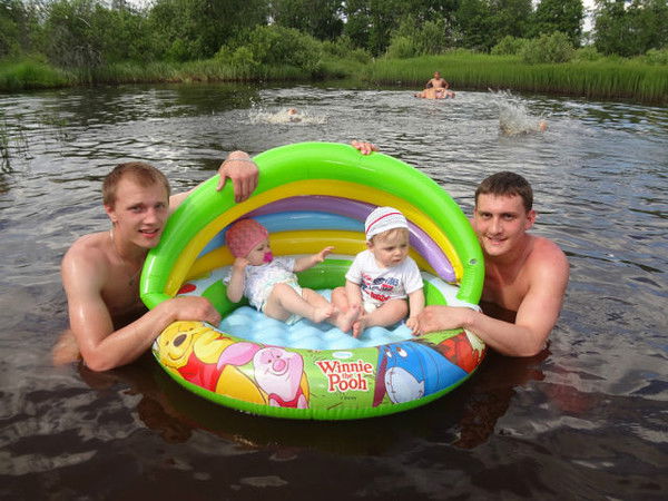 Катя И Женя Вишневские