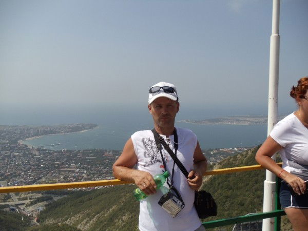 Виктор Деревянных