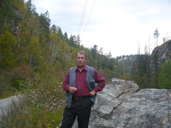 Александр Истомин