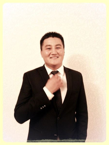 Серик Садвокасов