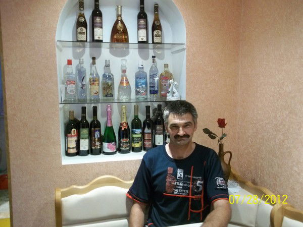 Армен Григорян