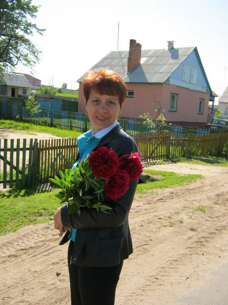 Елена Столярова