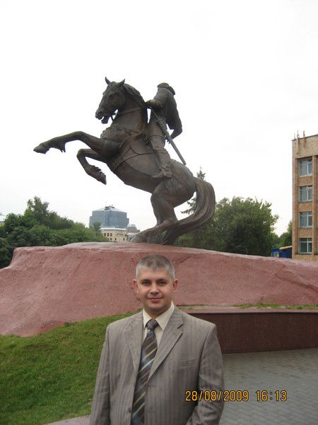 Алексей Колесников