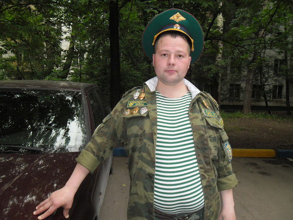 Максим Антонов