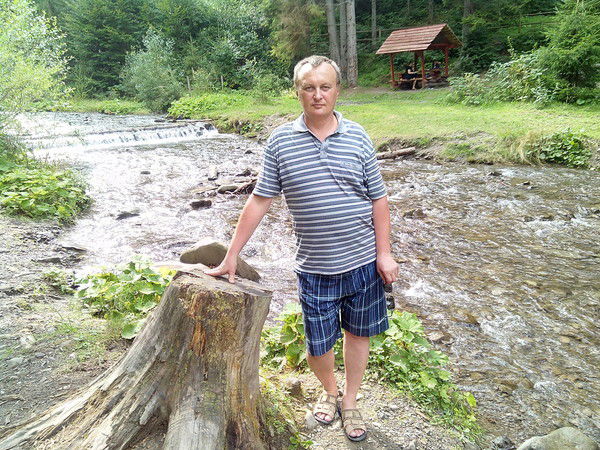 Олег Старинский