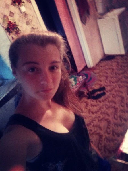 Оленька Солнцева