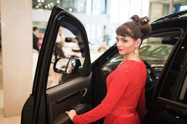 Нелли Сибин